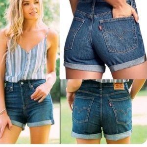 Levi’s Wedgie Short